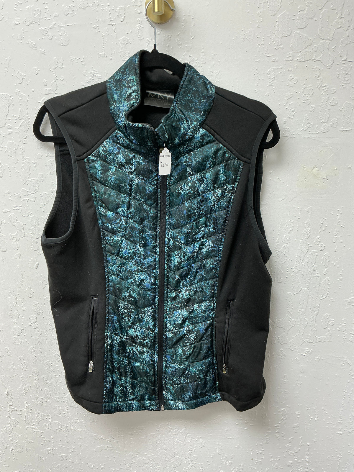 MG420 Black And Blue Vest